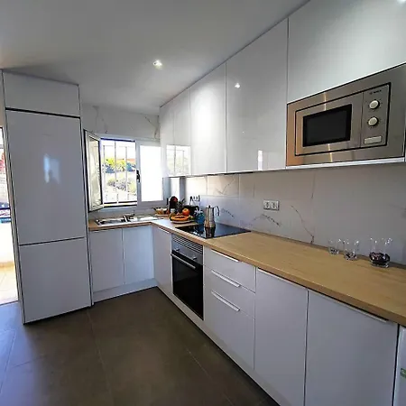 Rentenerife Adeje Sea Views Horizon Апартаменти *